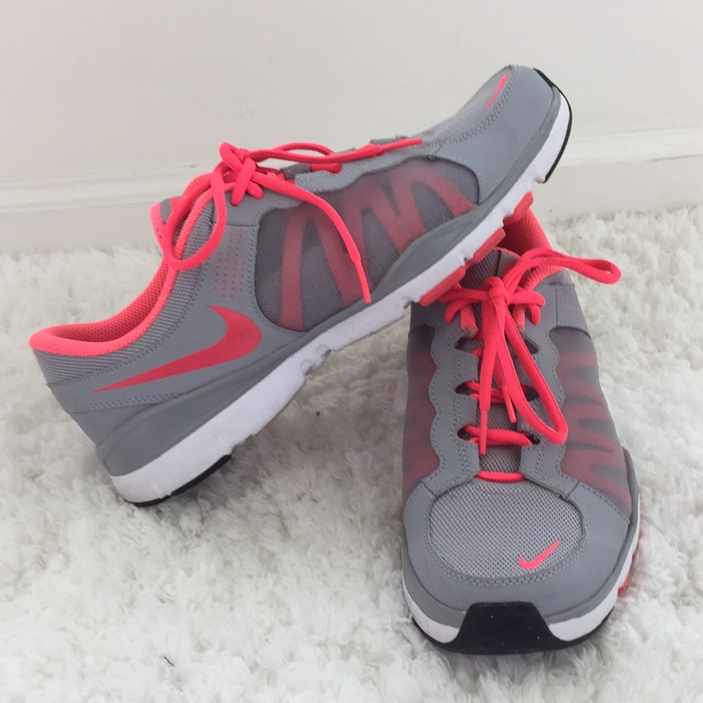 Nike Women’s Training Flex TR2 Size 11